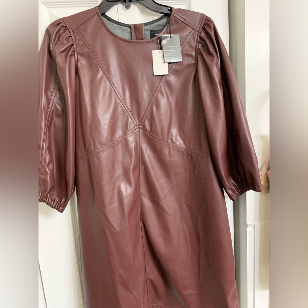 New Soft Brown size Large Dress, Long Zipper in back. Large sleeves